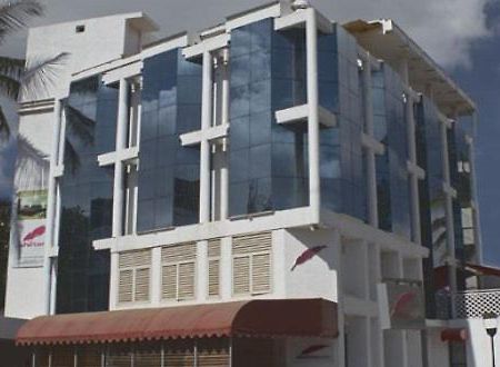 Shilton Suites Bengalúr Exteriér fotografie