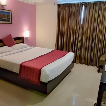 Shilton Suites Bengalúr Exteriér fotografie